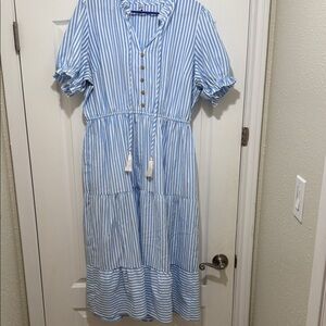 Chic Striped Blue and White Maxi Dress